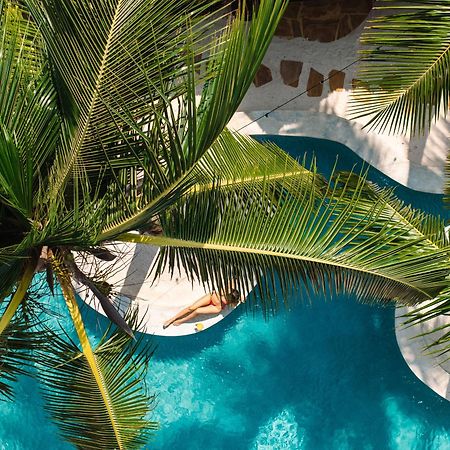 Mala Boutique Hotel Буейю Екстериор снимка