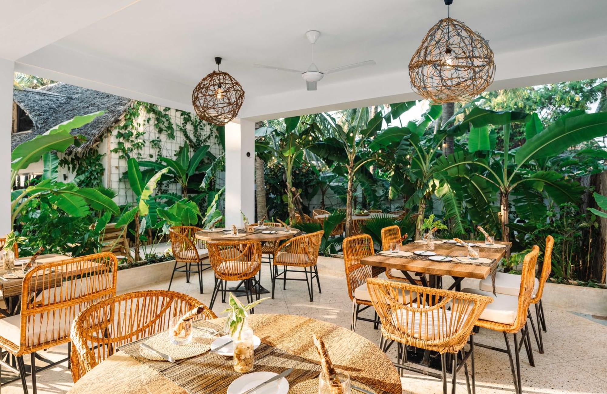 Mala Boutique Hotel Буейю Екстериор снимка