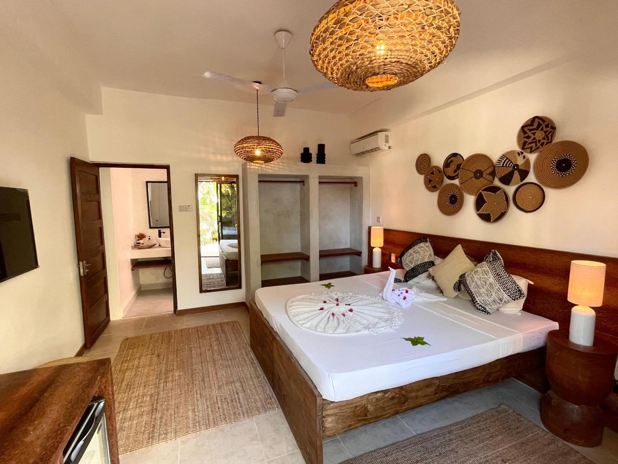 Mala Boutique Hotel Буейю Екстериор снимка