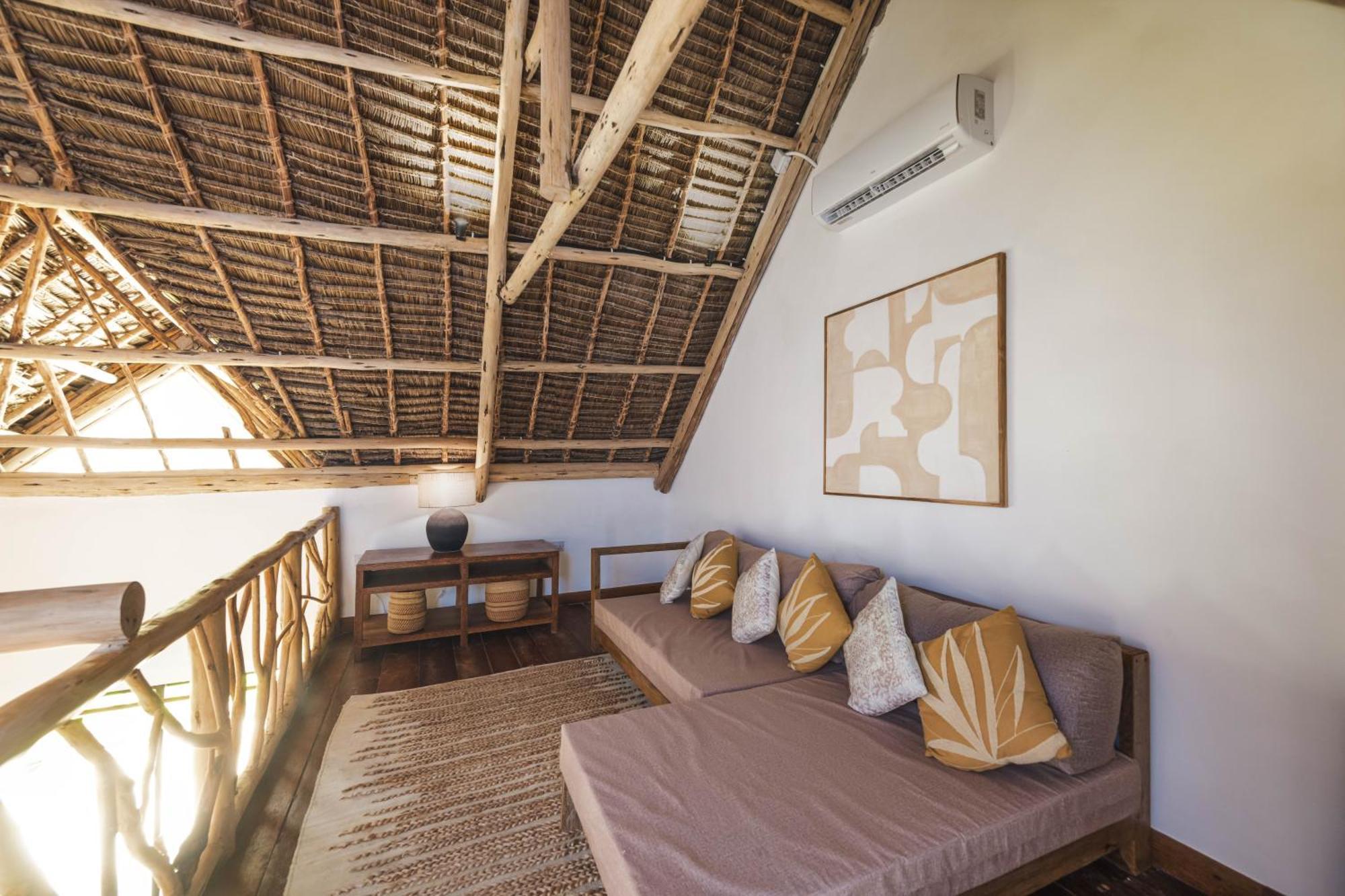 Mala Boutique Hotel Буейю Екстериор снимка